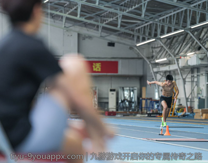 九游游戏开启你的专属传奇之路