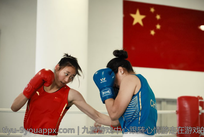 九游游戏中心跟随心情游走在游戏的海洋